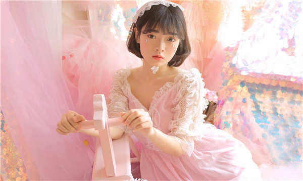 什运乡供卵试管代怀生子多少钱？这一直是很多不孕不育家庭关注的话题。在中国，不孕不育的发生率越来越高，根据《中国不孕不育现状调研报告》显示，育龄夫妇的不孕不育率从20年前的3%增长至现在的12.5%-18.2%，患者人数高达6000万以上。在这样的背景下，许多家庭通过供卵试管来实现自己的生育梦想。那么，供卵试管代怀生子的费用到底是多少呢？